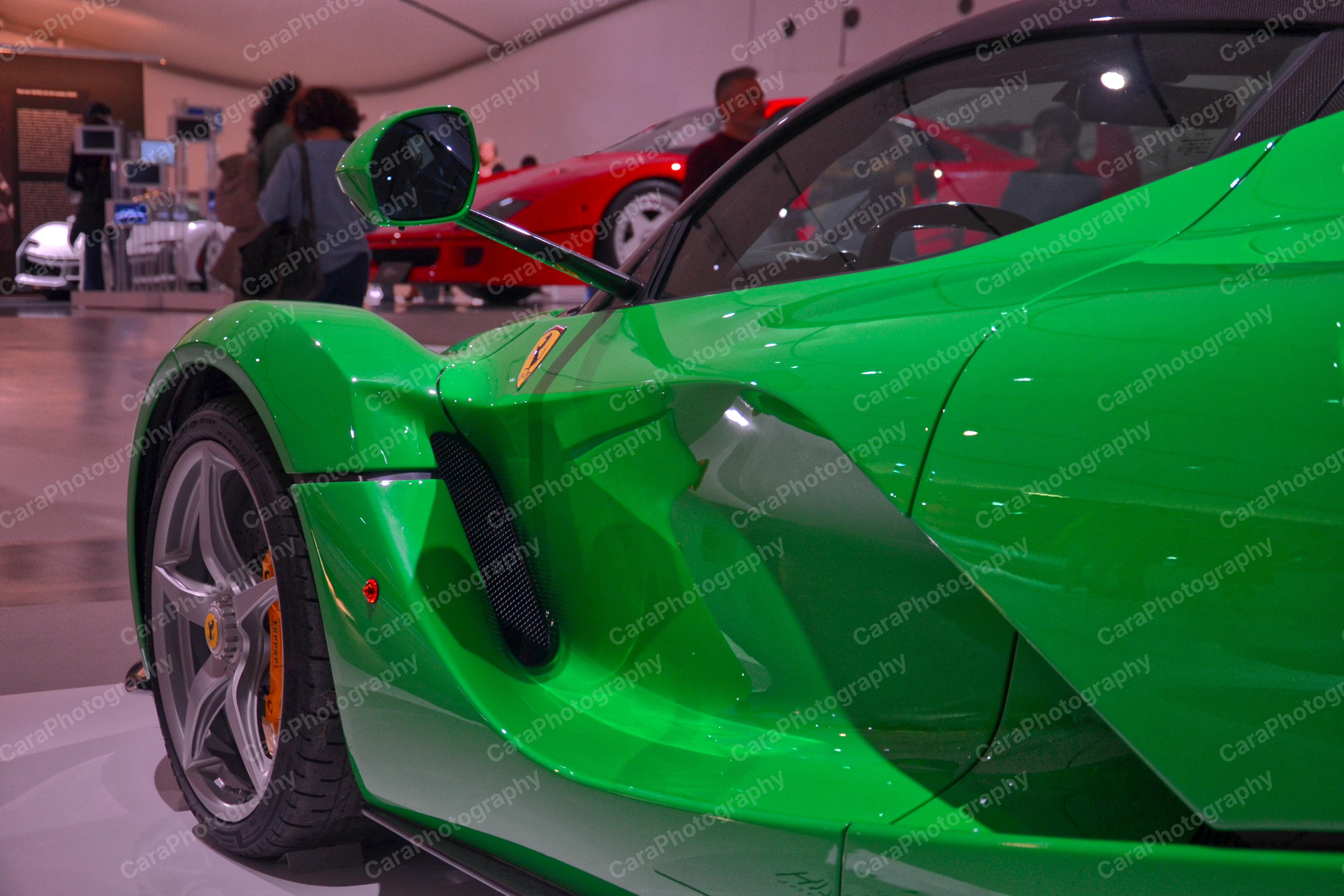 Ferrari LaFerrari 2013 — automotive photography