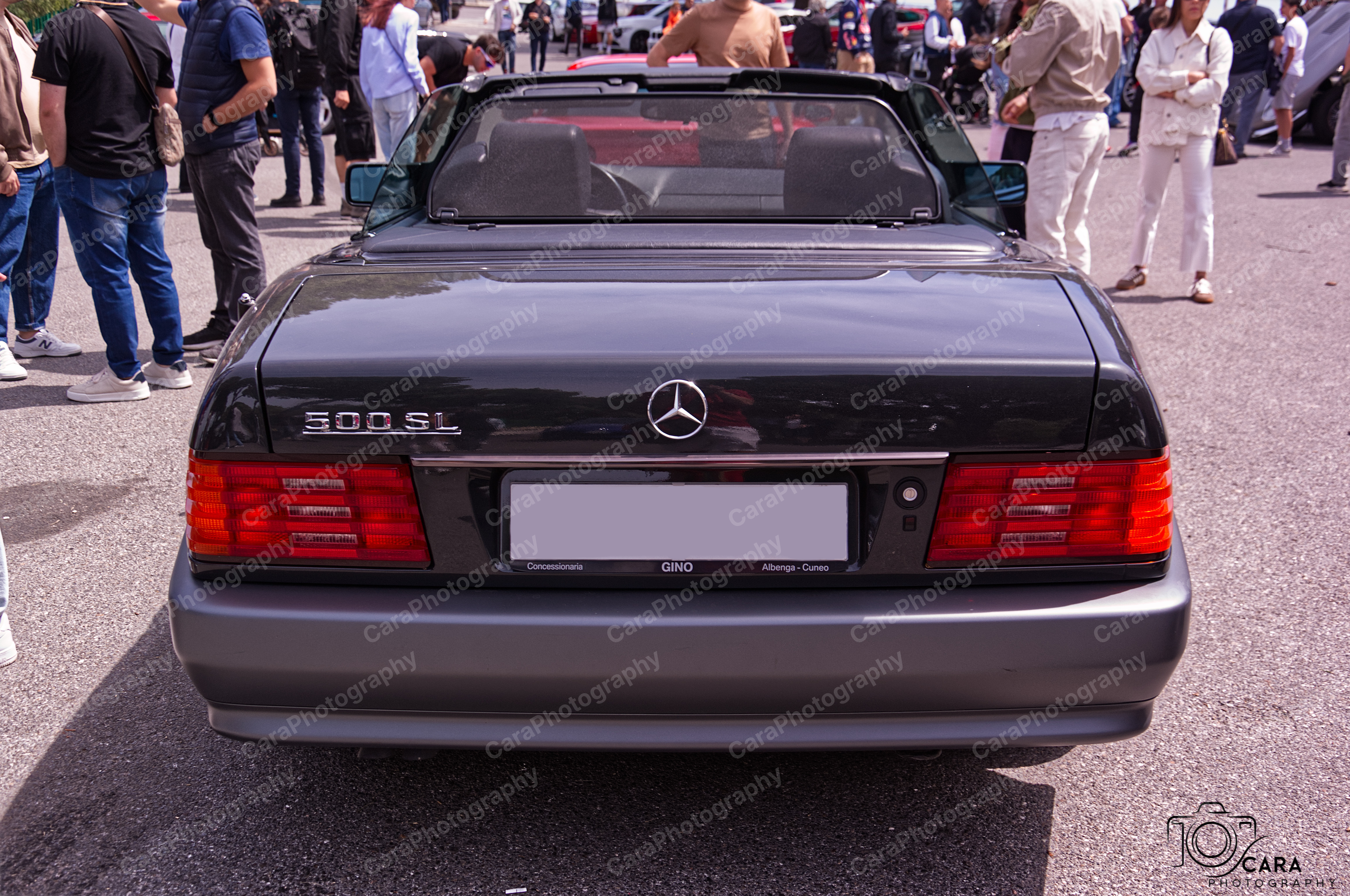 Mercedes 500SL 1989 — automotive photography
