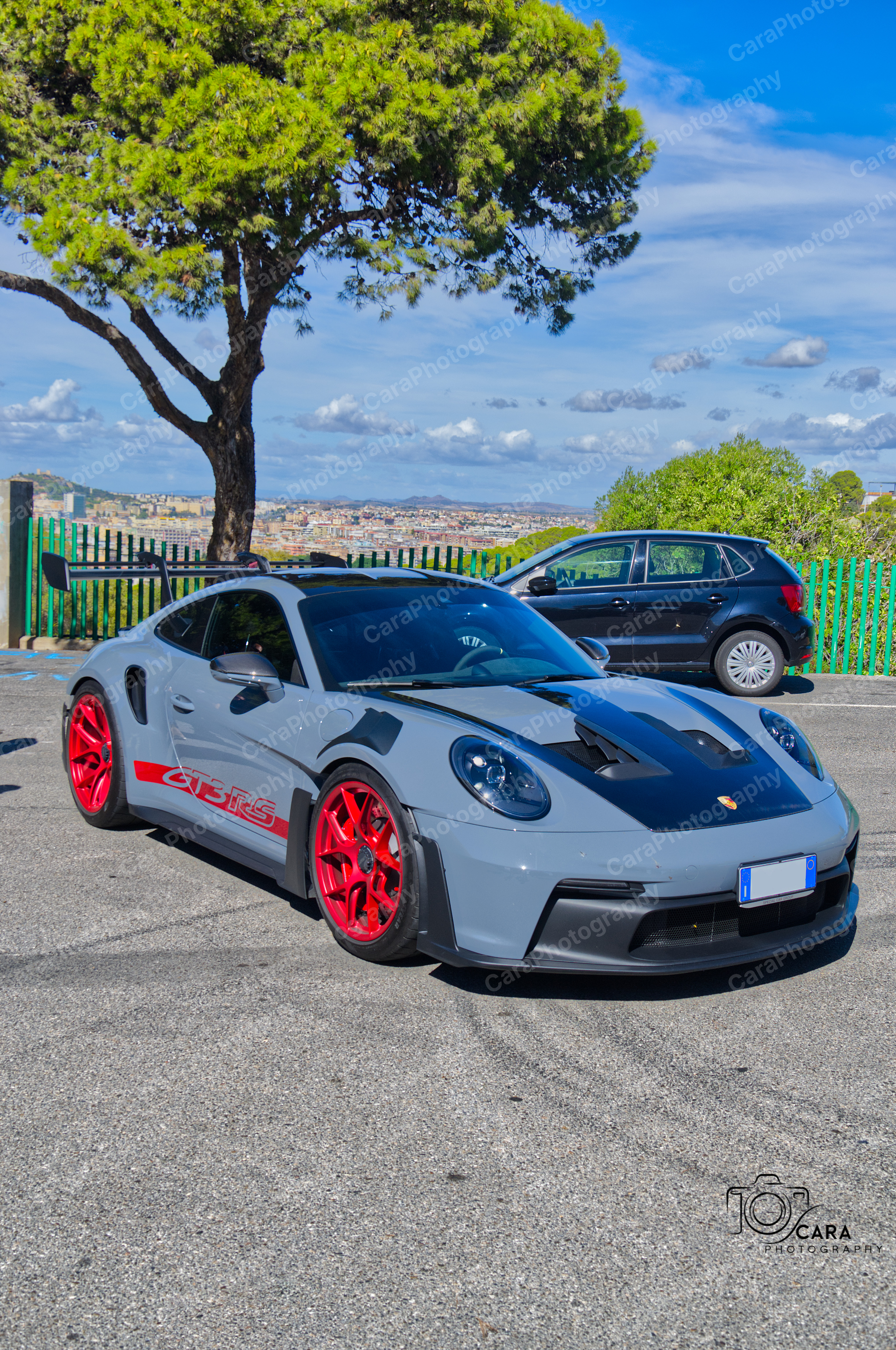 Porsche 911 GT3RS 2022 — automotive photography