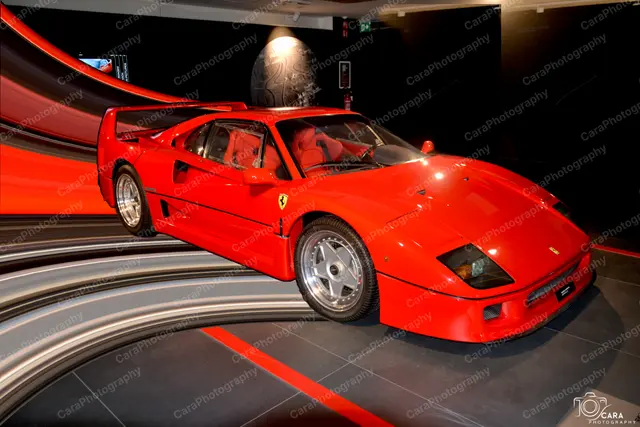 Ferrari F40 1987 — automotive photography