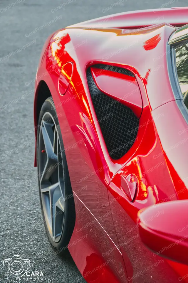 Ferrari F8 Tributo 2019 — automotive photography