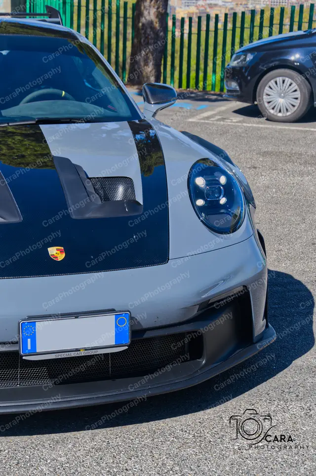 Porsche 911 GT3RS 2022 — automotive photography